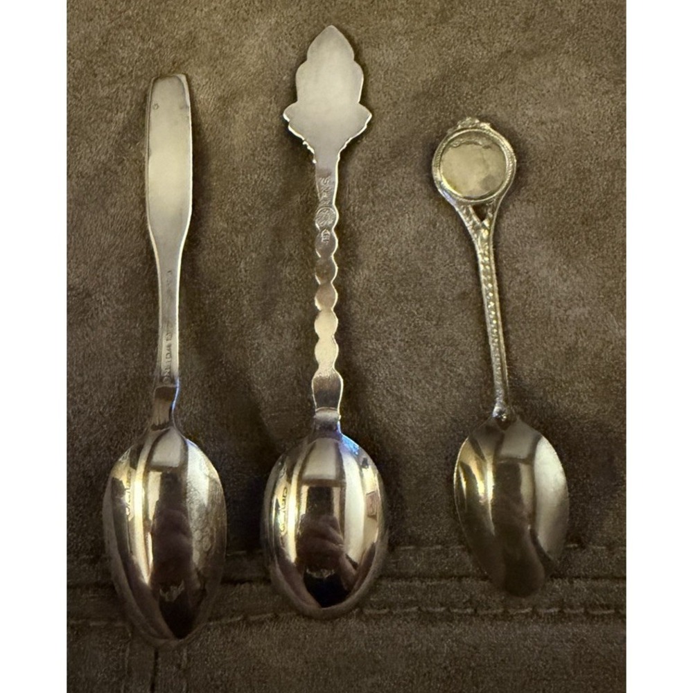 Vintage Lot 14 Collectible Spoons Souvenir Silver Plated 3.75"-5" - Picture 3 of 11